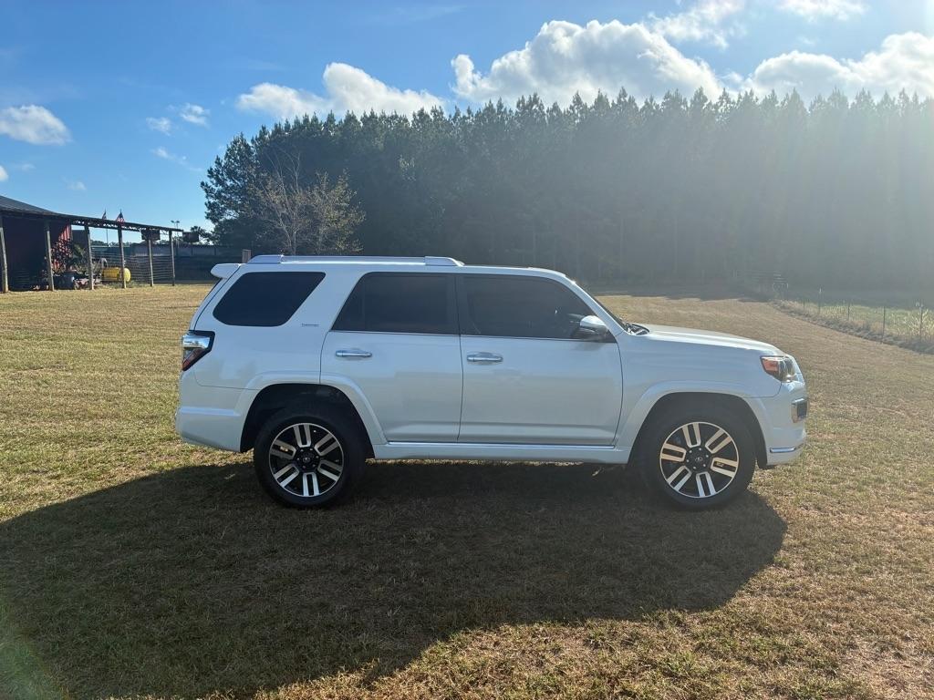 Toyota 4Runner TRD Off Road Premium 4WD (Natl) 2019