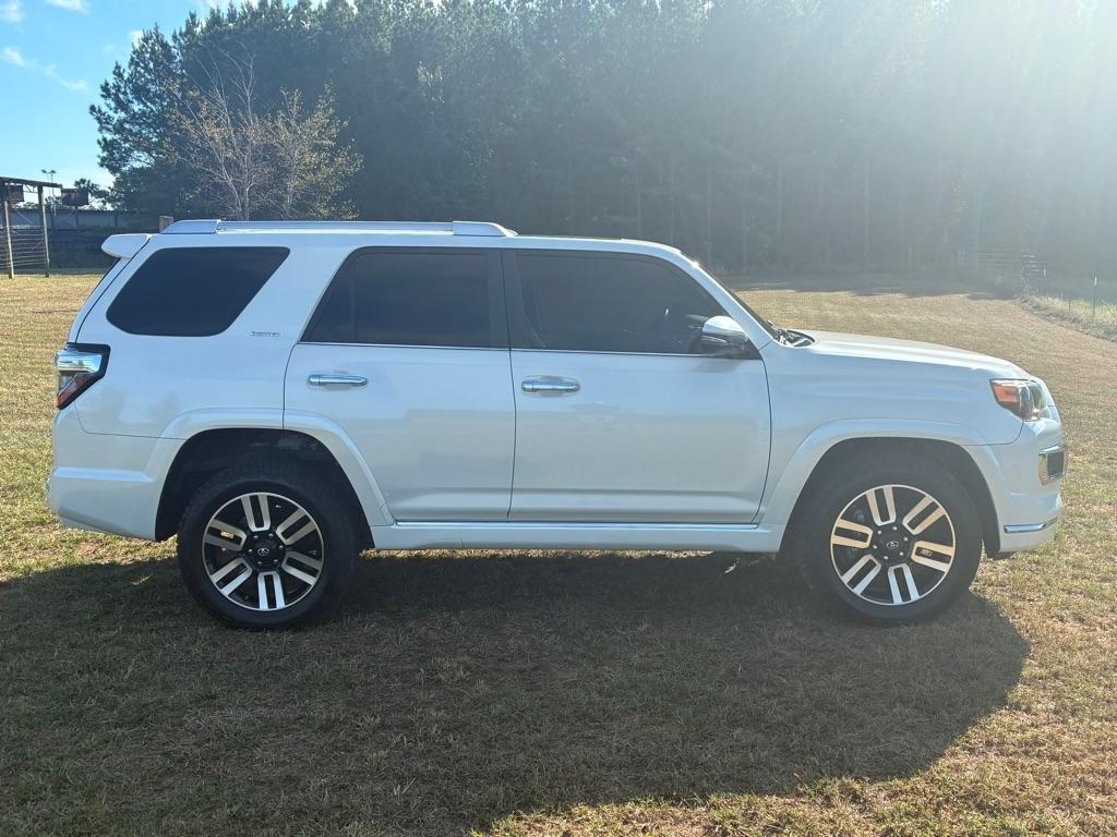 Toyota 4Runner TRD Off Road Premium 4WD (Natl) 2019