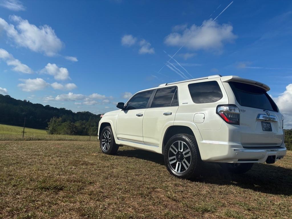 Toyota 4Runner TRD Off Road Premium 4WD (Natl) 2019