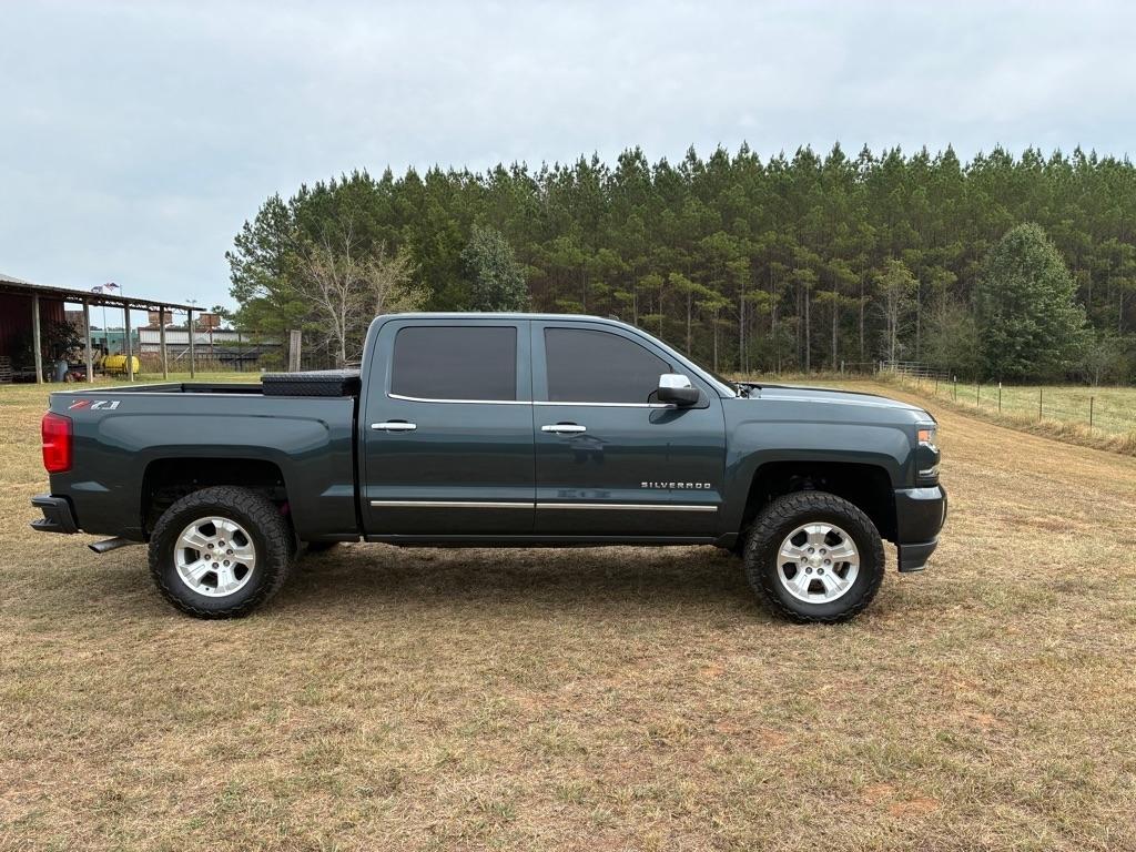 Chevrolet Silverado 1500 4WD Crew Cab 143.5" LTZ w/2LZ 2018