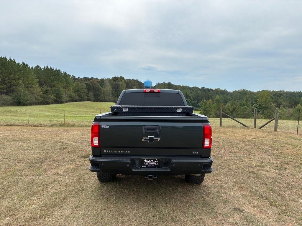 Chevrolet Silverado 1500 4WD Crew Cab 143.5" LTZ w/2LZ 2018