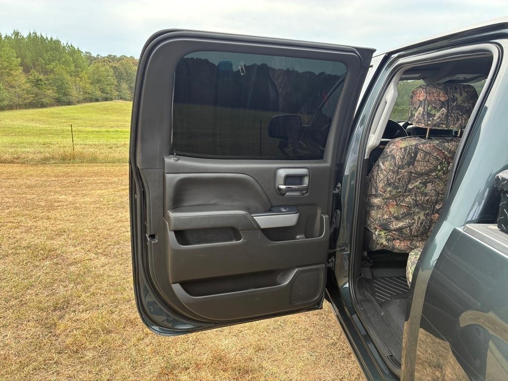 Chevrolet Silverado 1500 4WD Crew Cab 143.5" LTZ w/2LZ 2018