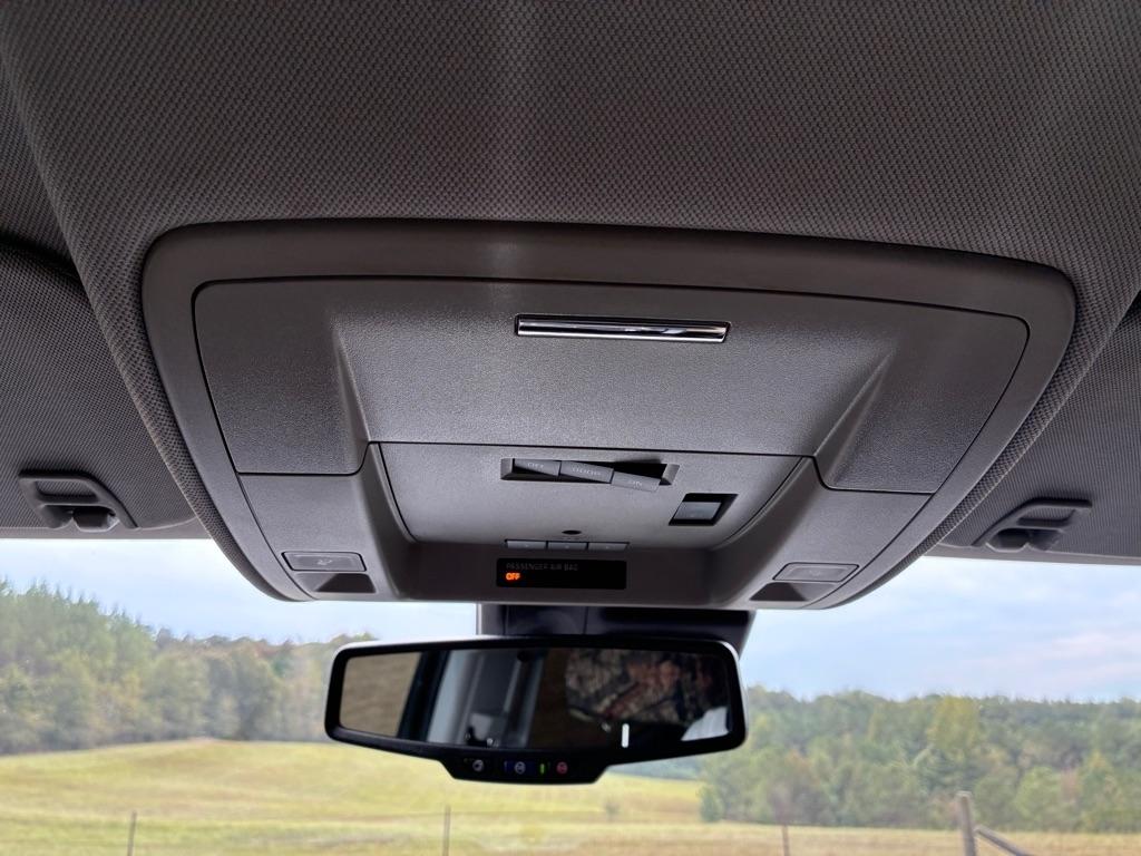Chevrolet Silverado 1500 4WD Crew Cab 143.5" LTZ w/2LZ 2018