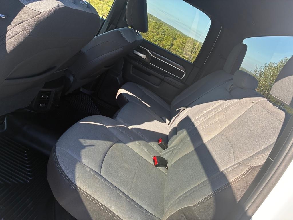 RAM 3500 Big Horn 4x4 Crew Cab 8' Box 2024
