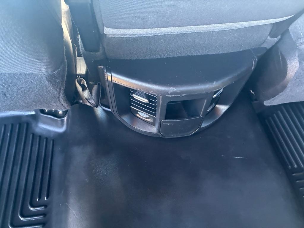 RAM 3500 Big Horn 4x4 Crew Cab 8' Box 2024