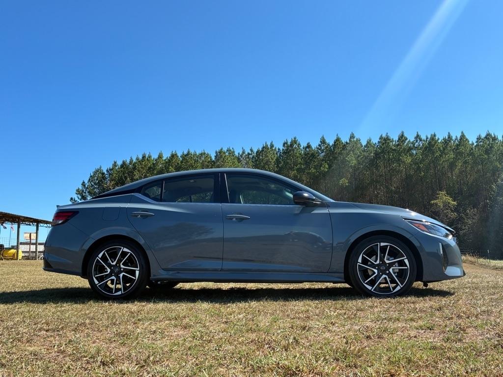 Nissan Sentra SR CVT 2025