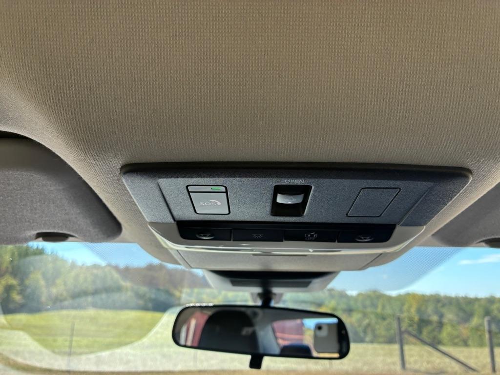 Nissan Sentra SR CVT 2025