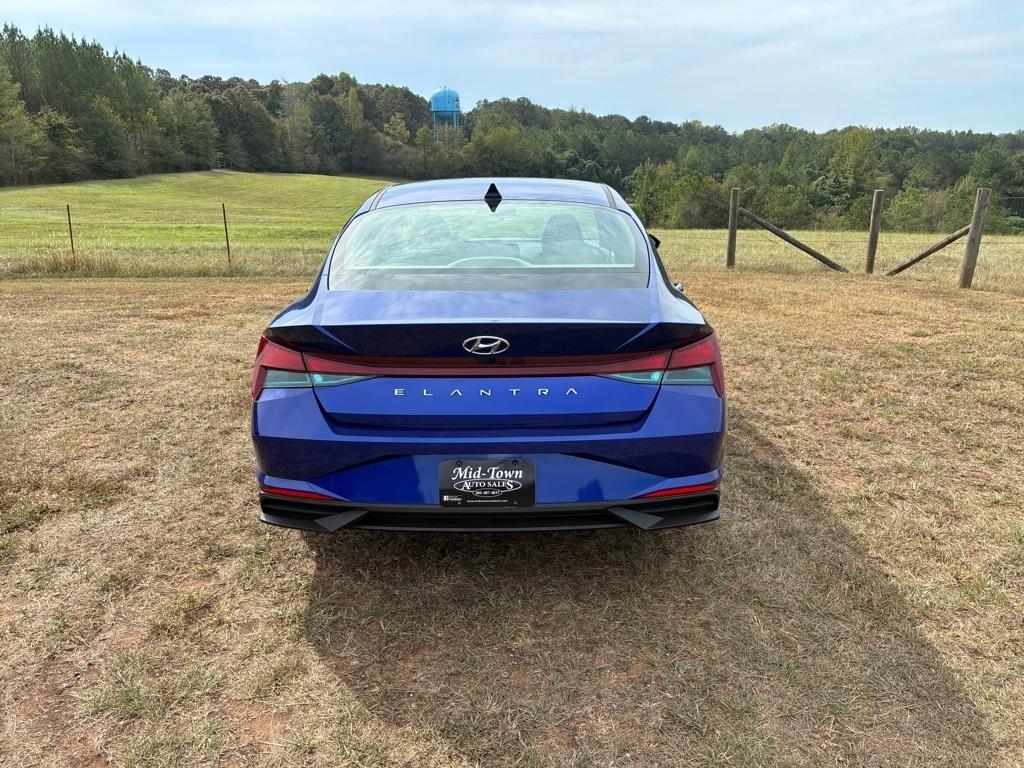 Hyundai Elantra SEL IVT 2023