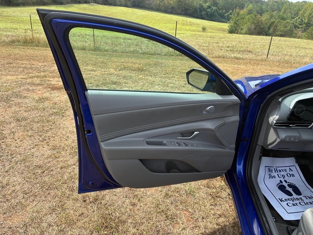Hyundai Elantra SEL IVT 2023