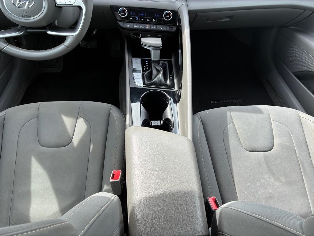 Hyundai Elantra SEL IVT 2023