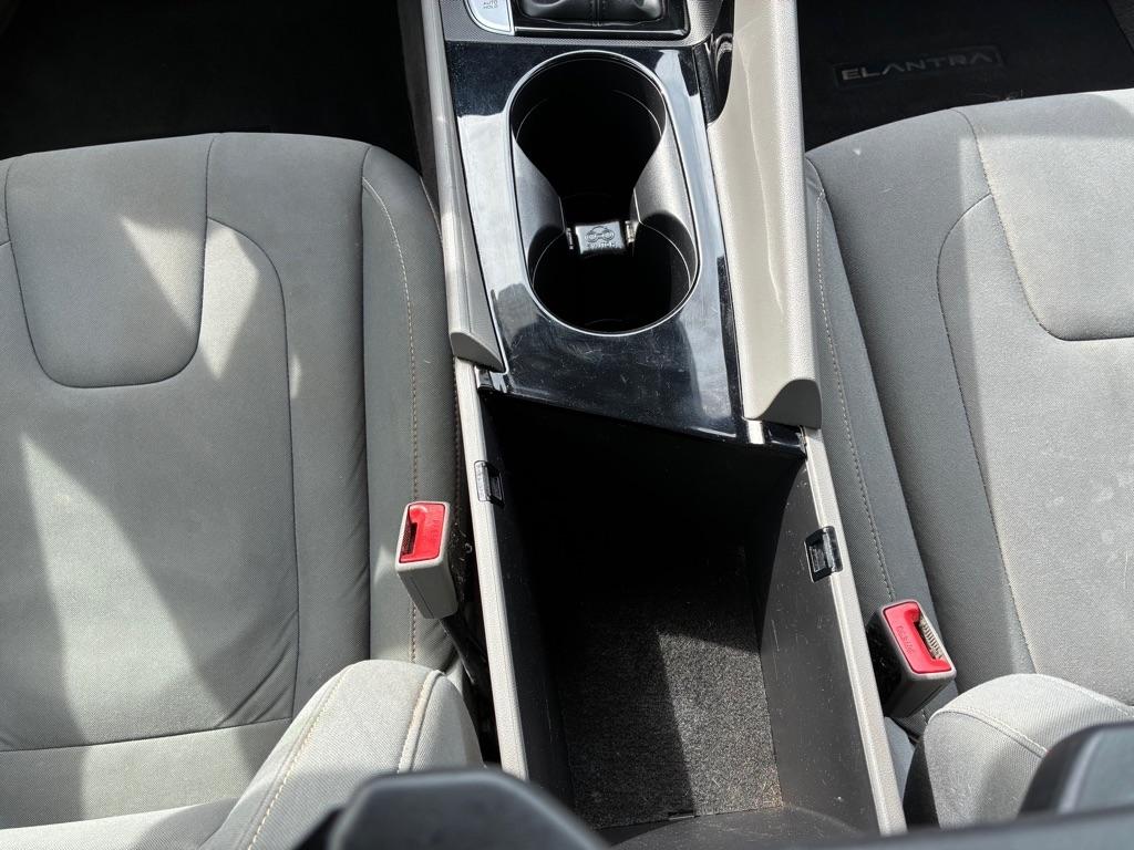 Hyundai Elantra SEL IVT 2023