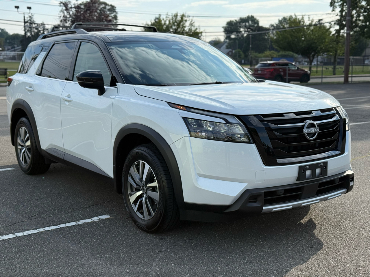 Nissan Pathfinder SL 4WD 2025