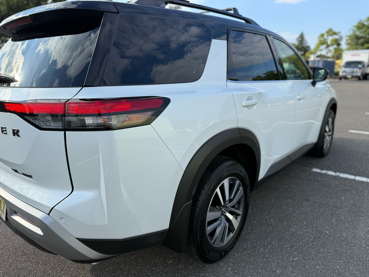 Nissan Pathfinder SL 4WD 2025