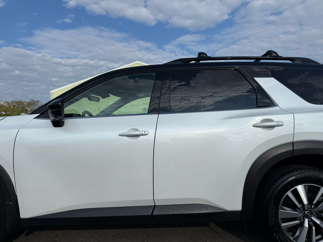 Nissan Pathfinder SL 4WD 2025