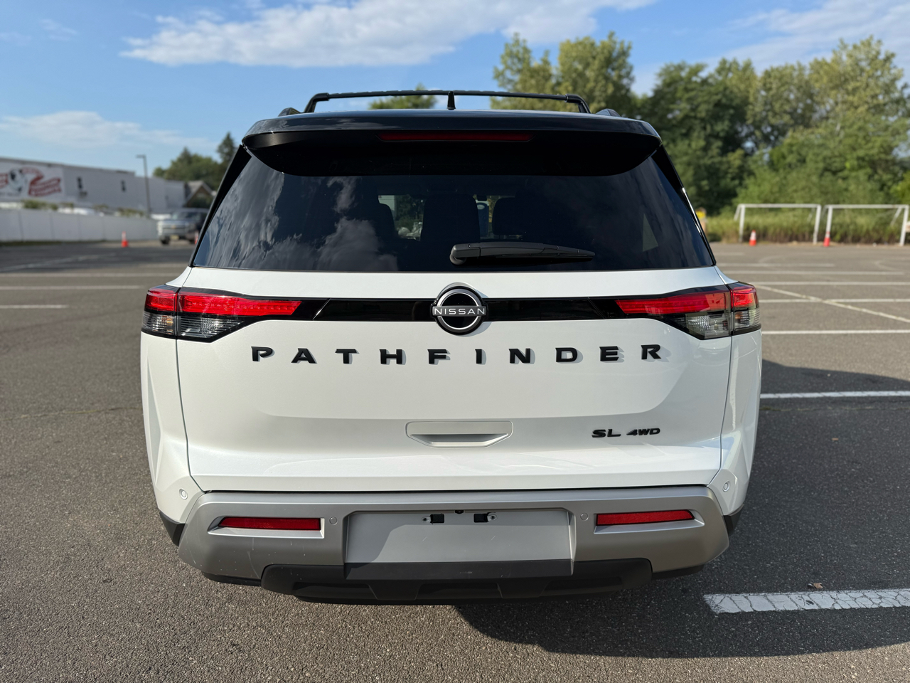 Nissan Pathfinder SL 4WD 2025