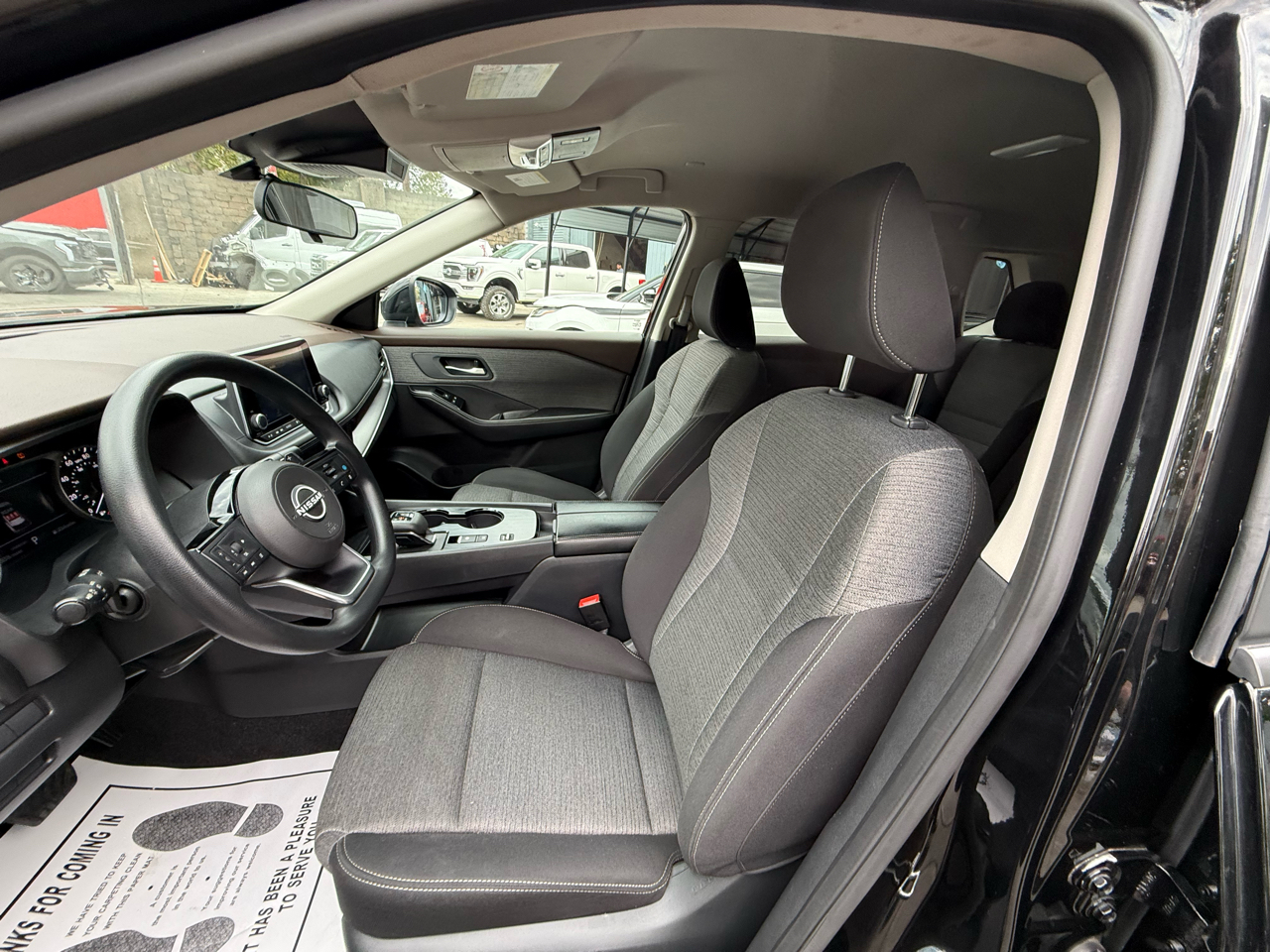 Nissan Rogue SV 2023 Nissan Rogue SV 2023