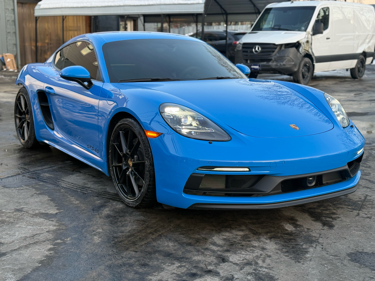 Porsche 718 Cayman GTS 2024