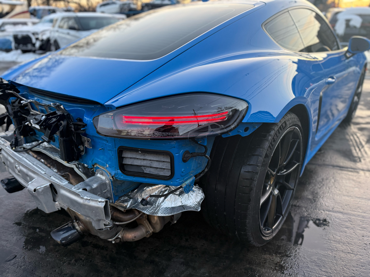 Porsche 718 Cayman GTS 2024