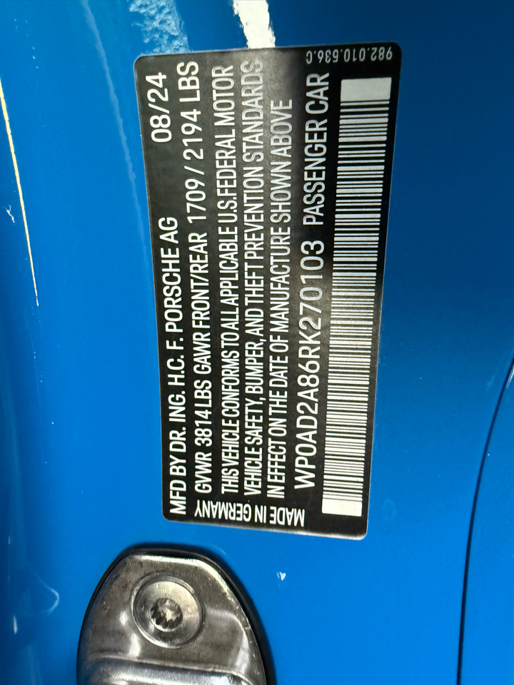 Porsche 718 Cayman GTS 2024