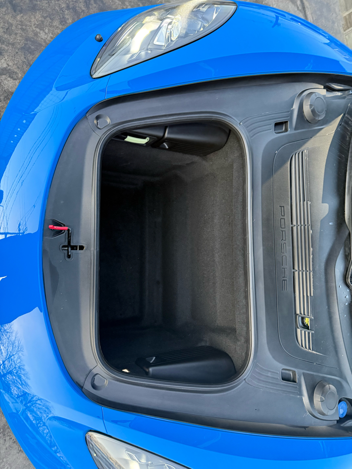 Porsche 718 Cayman GTS 2024