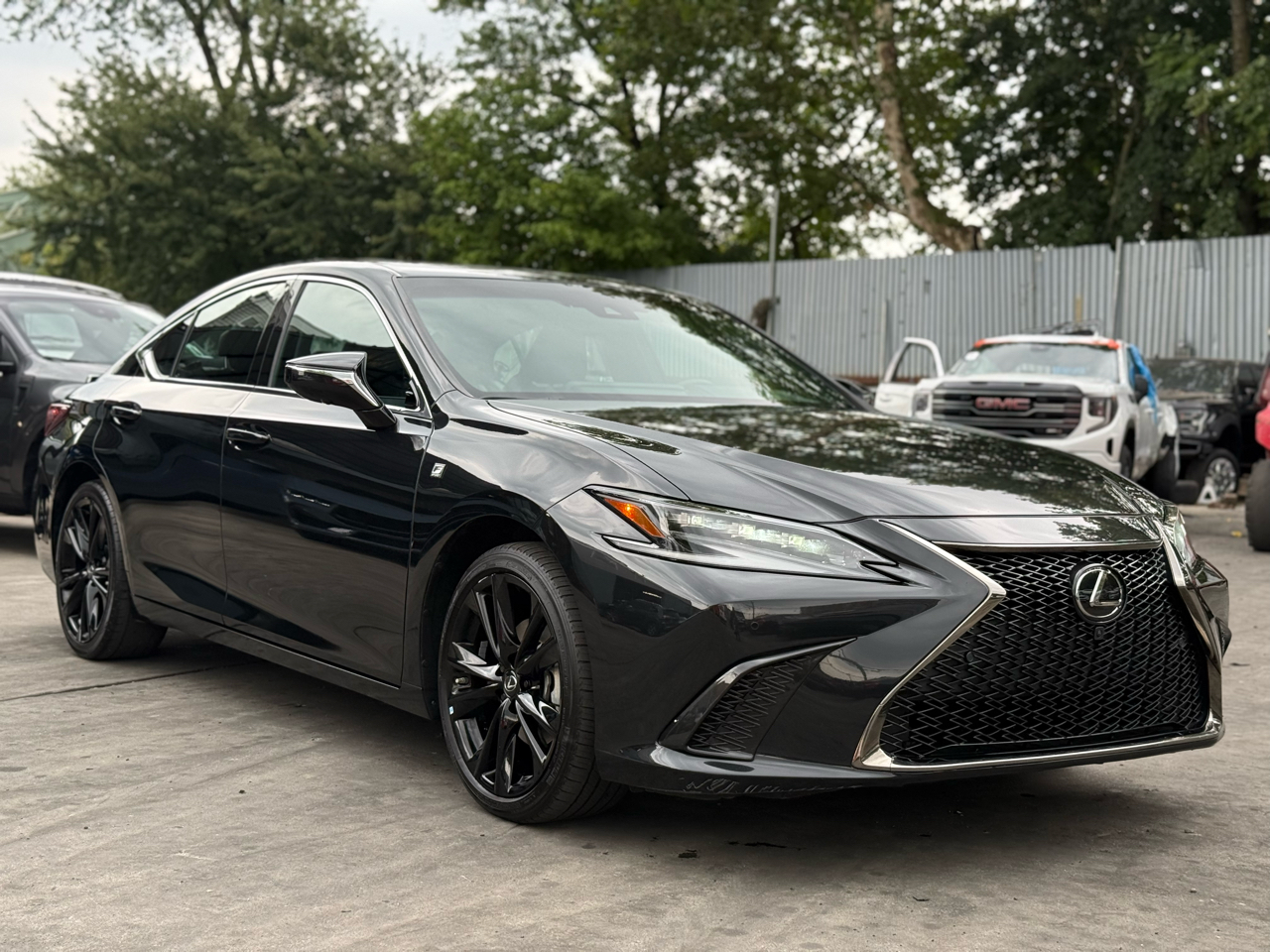 Lexus ES 350 F SPORT 2023