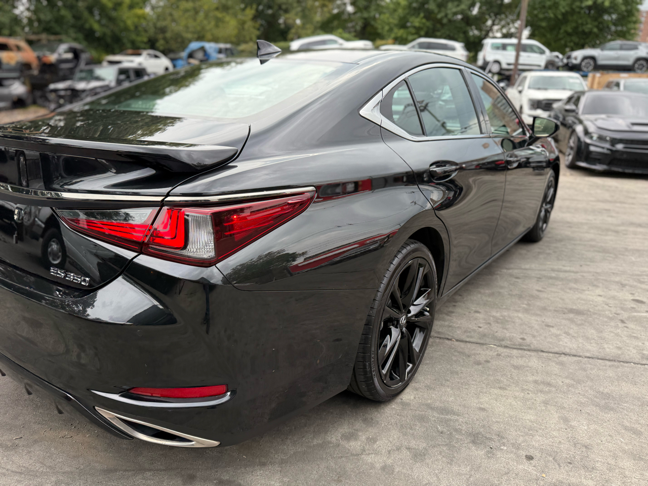Lexus ES 350 F SPORT 2023