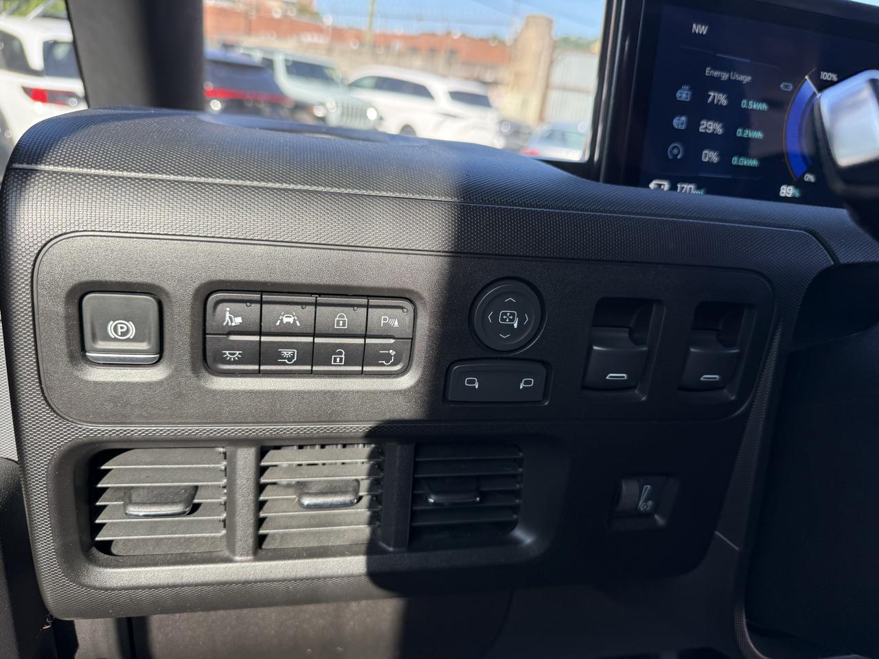 BrightDrop Zevo 600 eAWD 600 2025