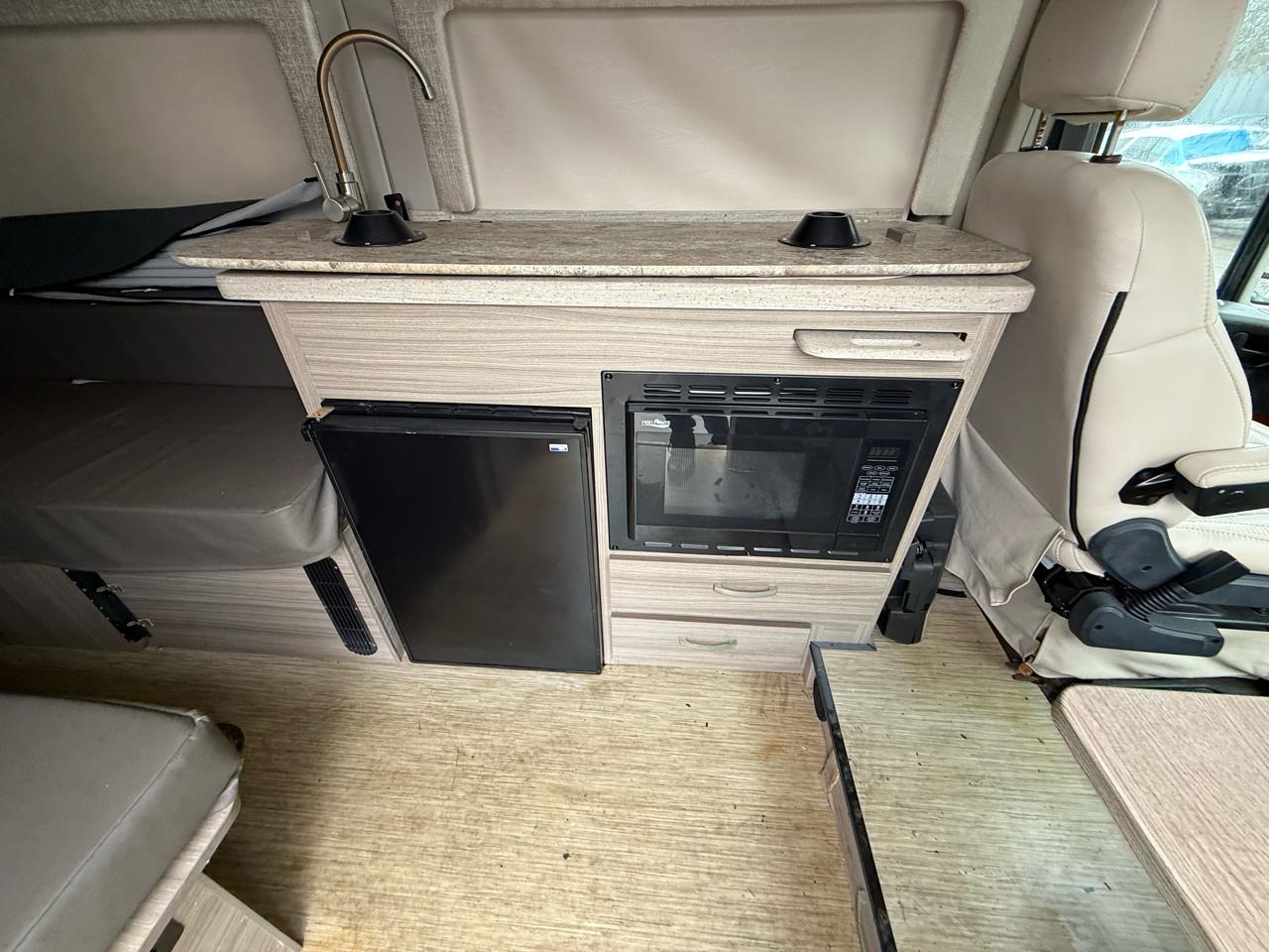 RAM Promaster 3500 High Roof Window Van 2021