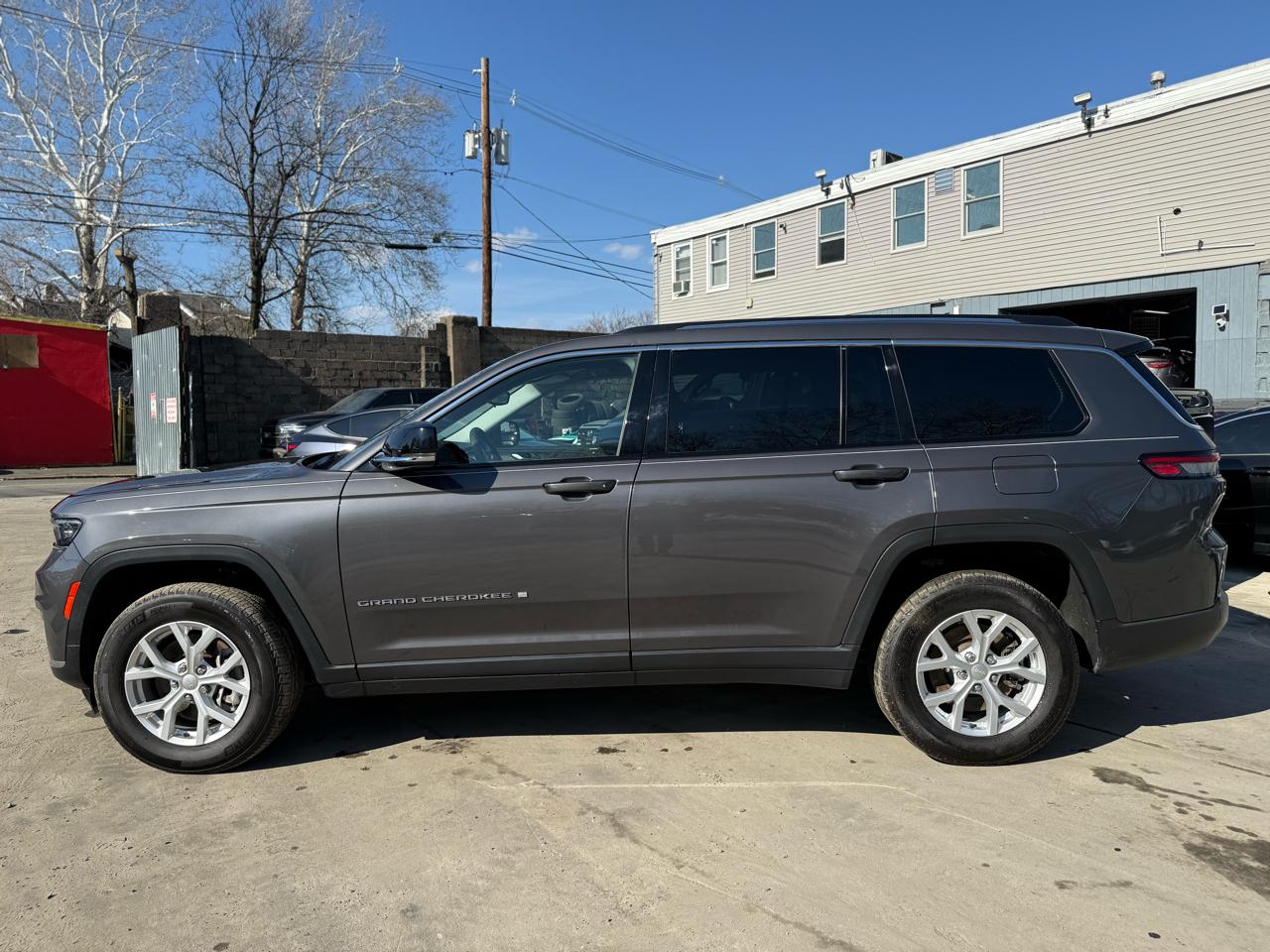 Jeep Grand Cherokee L Limited 4WD 2023