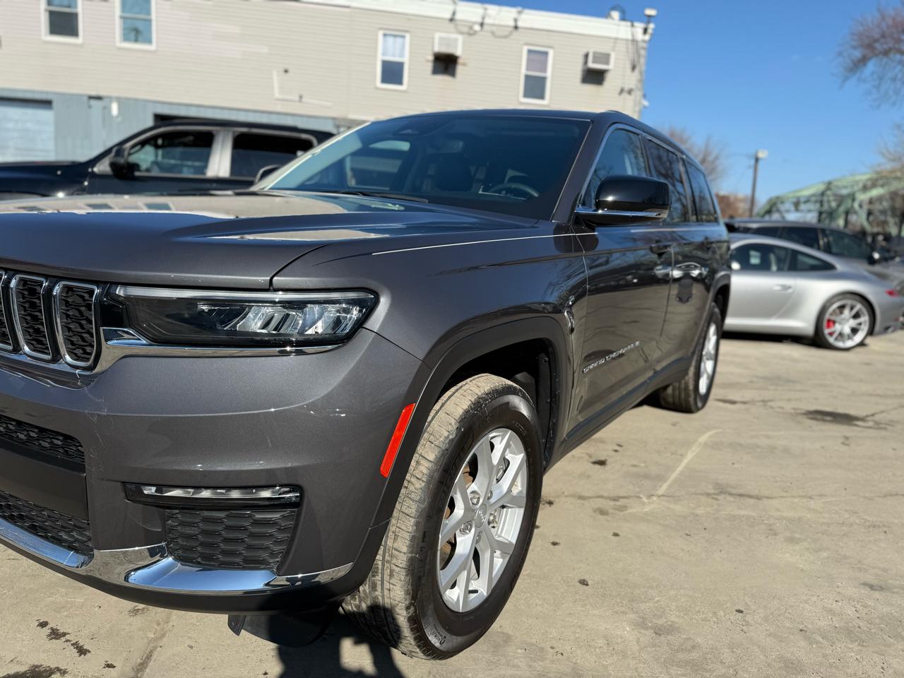 Jeep Grand Cherokee L Limited 4WD 2023