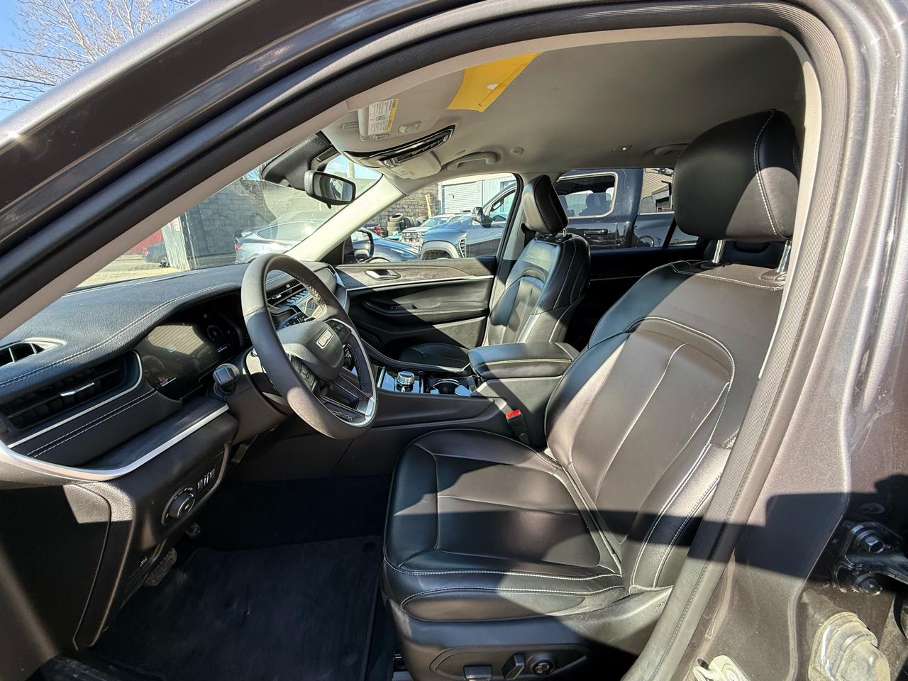 Jeep Grand Cherokee L Limited 4WD 2023