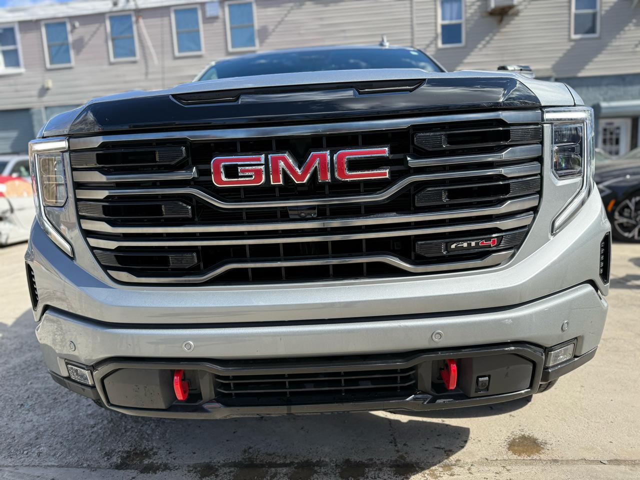 GMC Sierra 1500 AT4 Crew Cab 4WD 2025