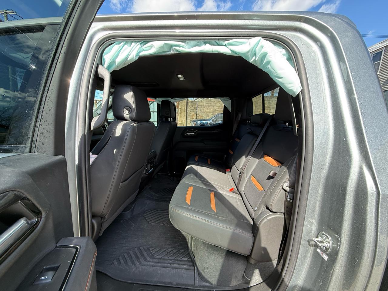 GMC Sierra 1500 AT4 Crew Cab 4WD 2025