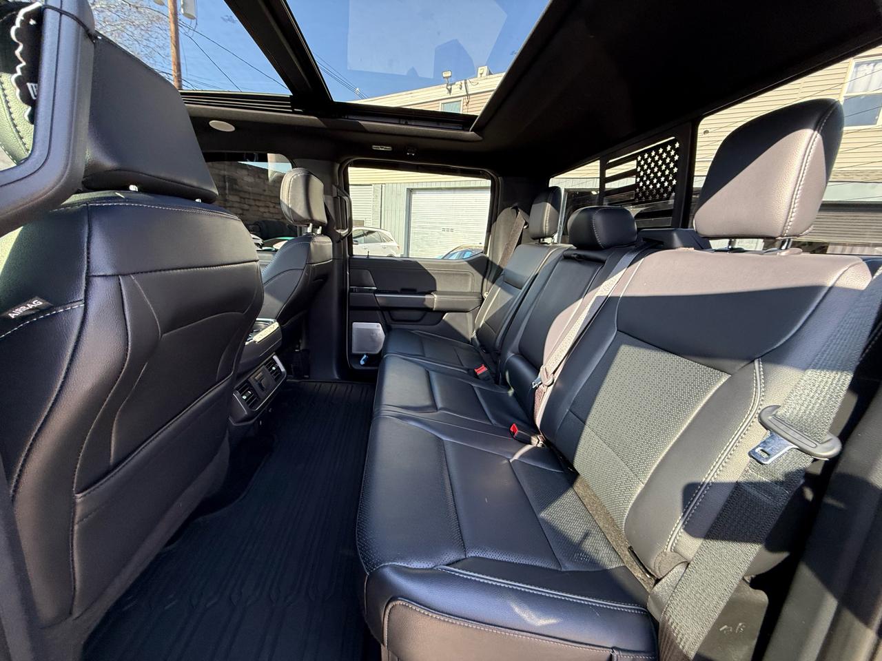 Ford F-150 Lariat SuperCrew 4WD 2024