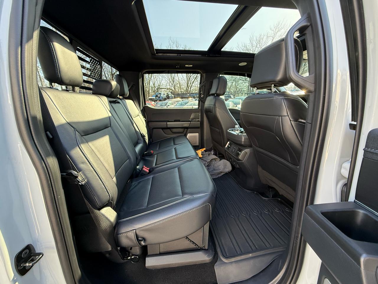 Ford F-150 Lariat SuperCrew 4WD 2024