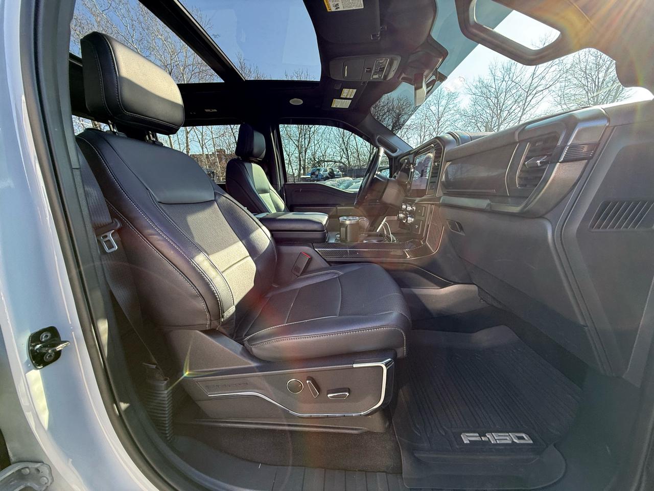 Ford F-150 Lariat SuperCrew 4WD 2024