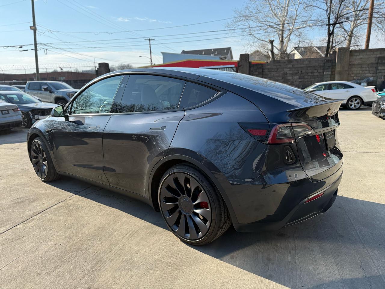 Tesla Model Y Performance 2025