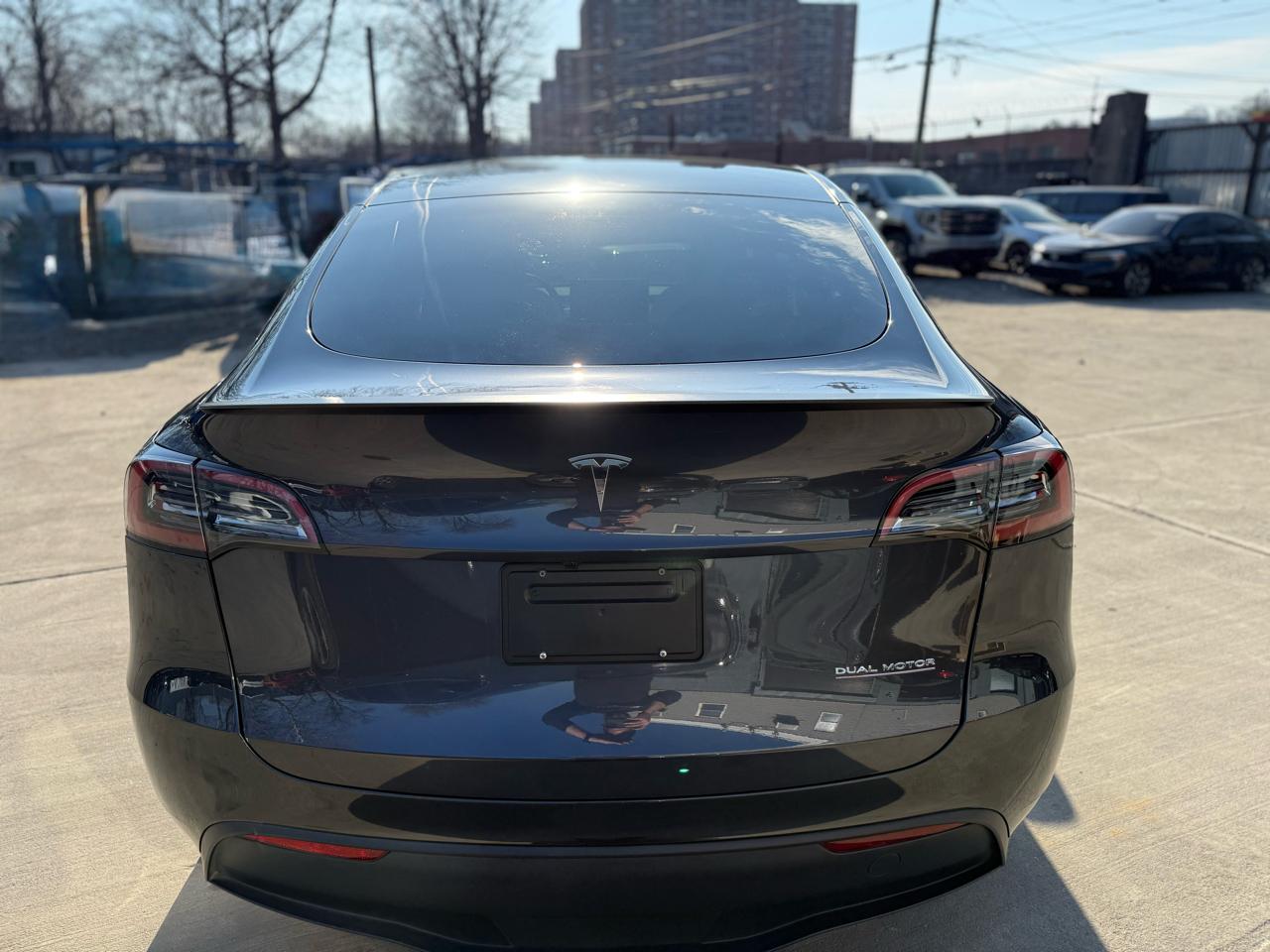 Tesla Model Y Performance 2025