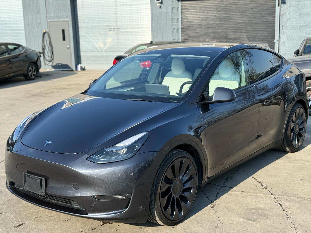 Tesla Model Y Performance 2025