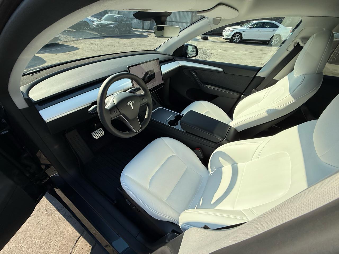 Tesla Model Y Performance 2025