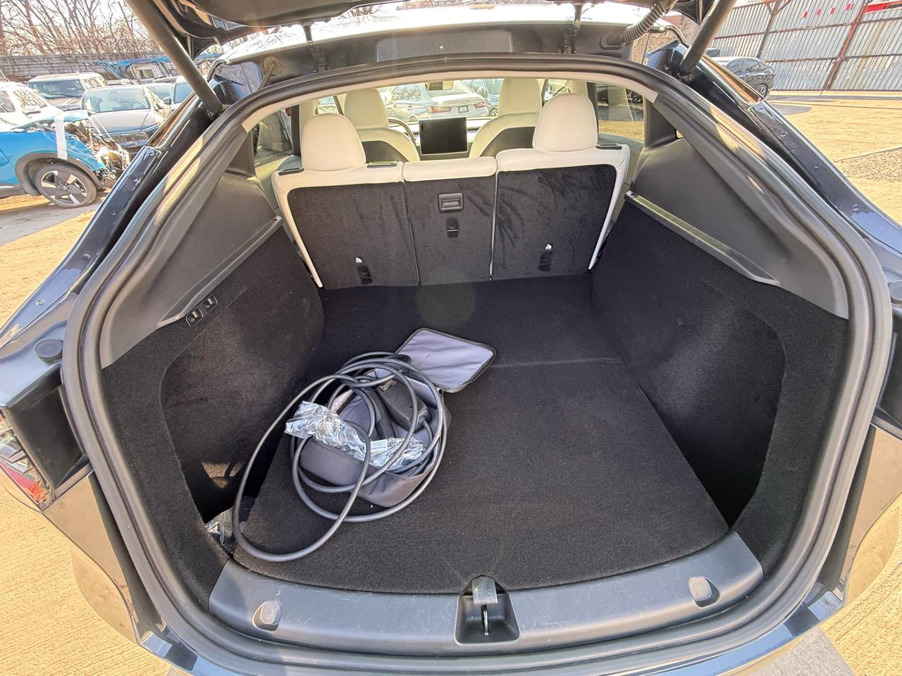 Tesla Model Y Performance 2025