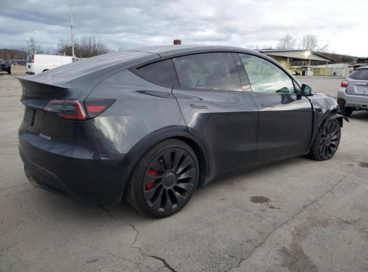 Tesla Model Y Performance 2025