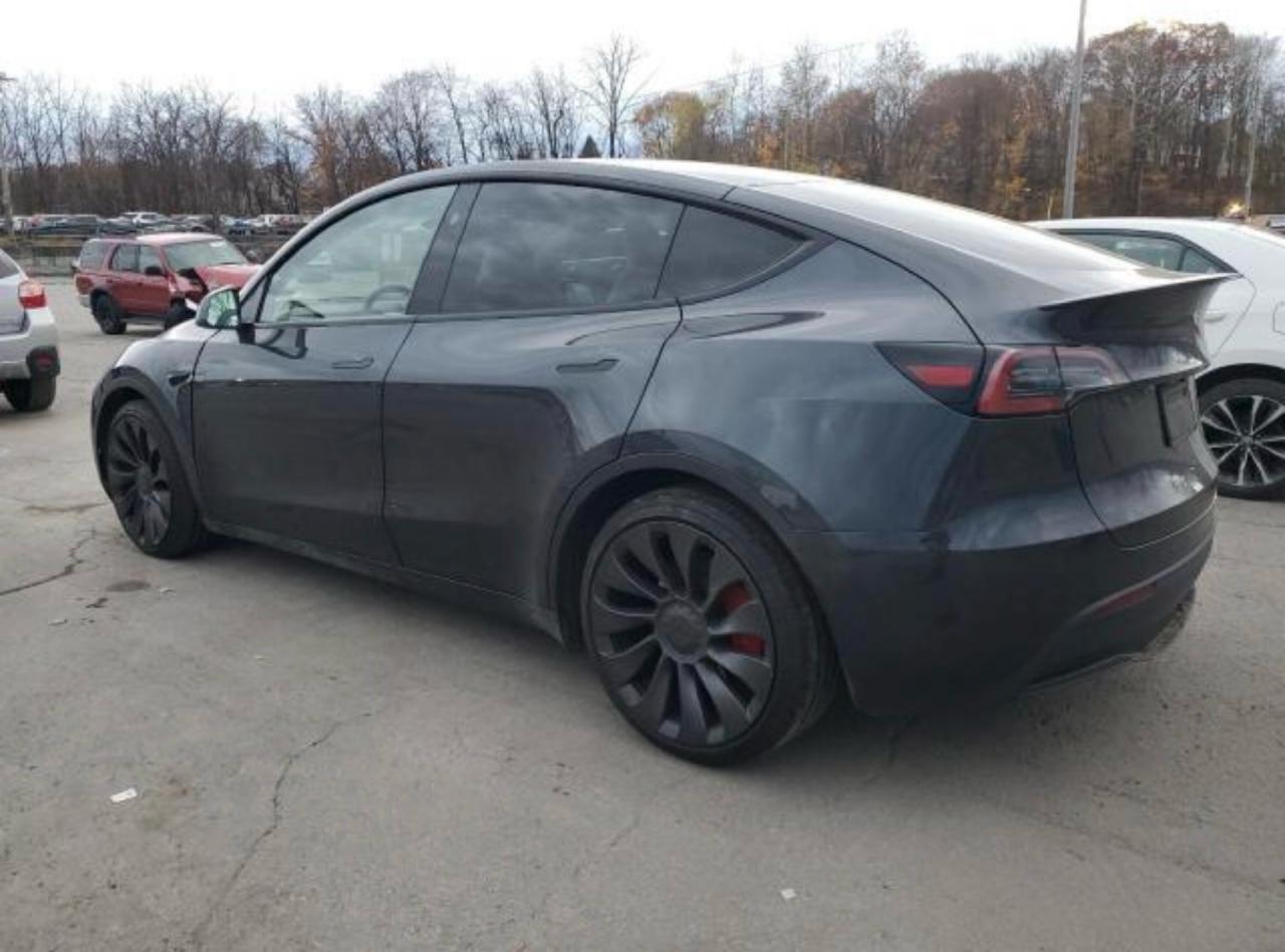 Tesla Model Y Performance 2025