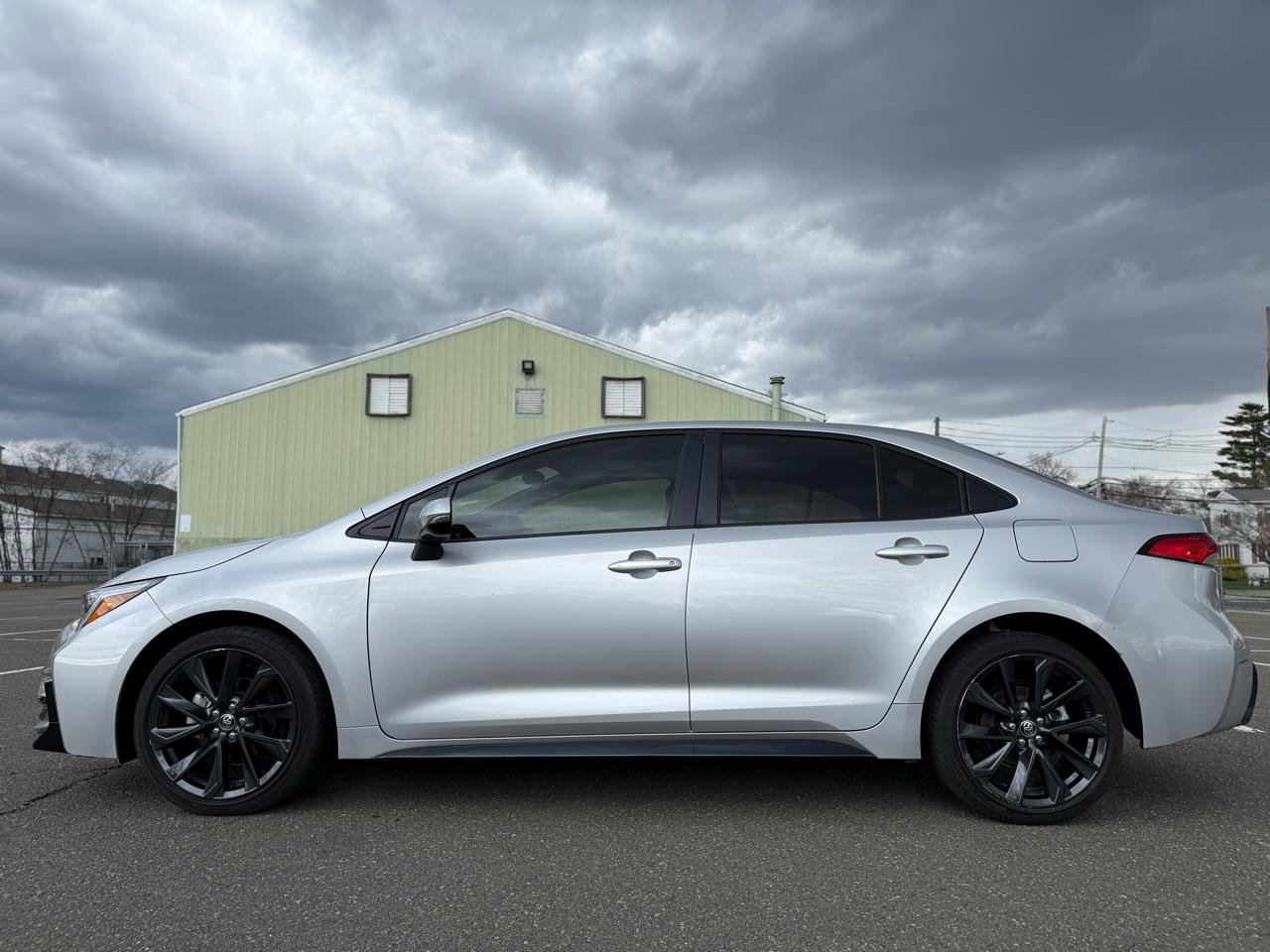 Toyota Corolla Hybrid LE 2024