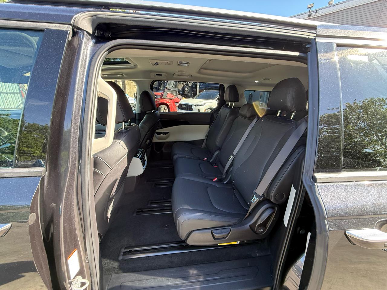 Kia Carnival SX Prestige 2023