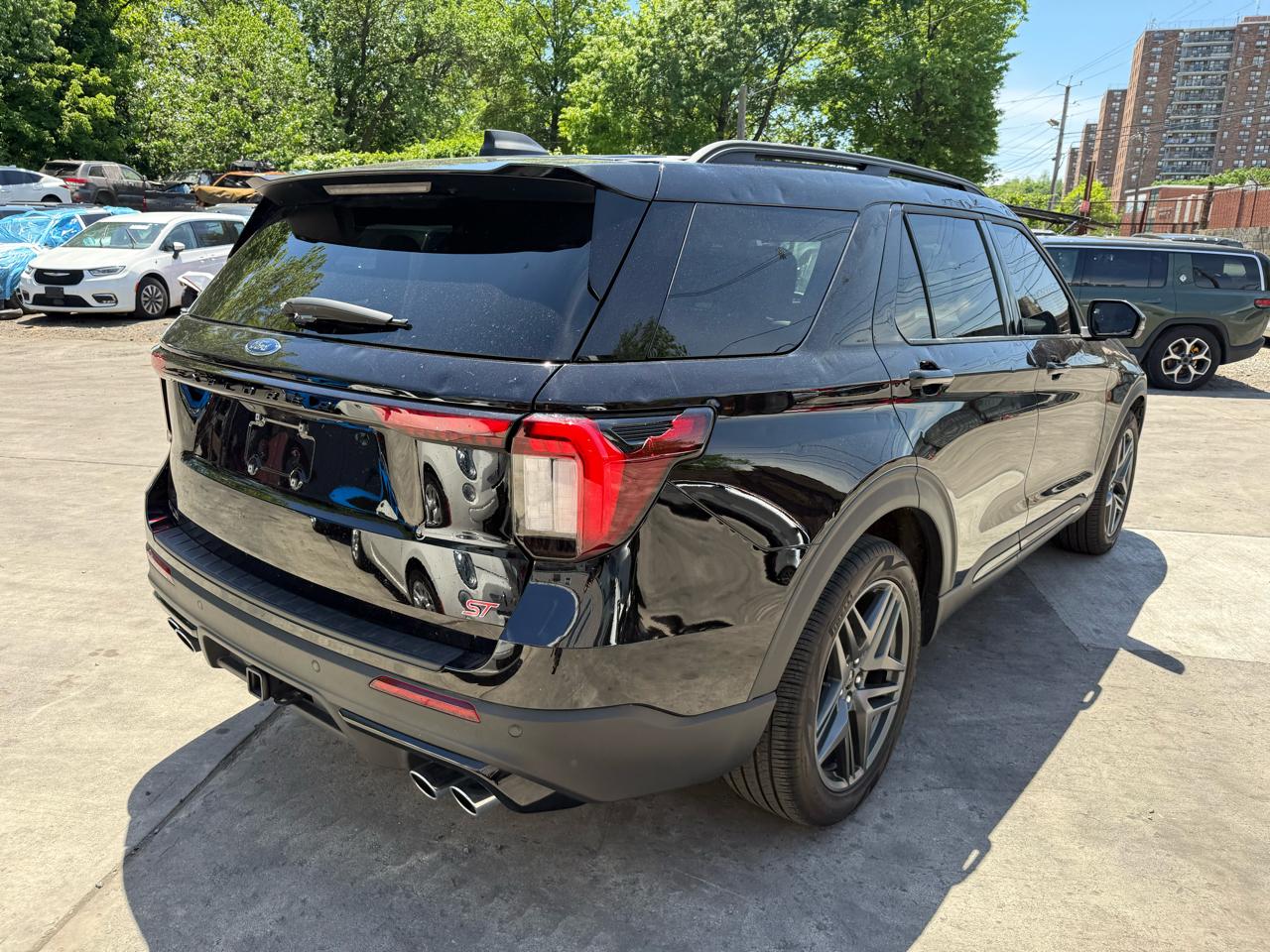 Ford Explorer ST AWD 2025