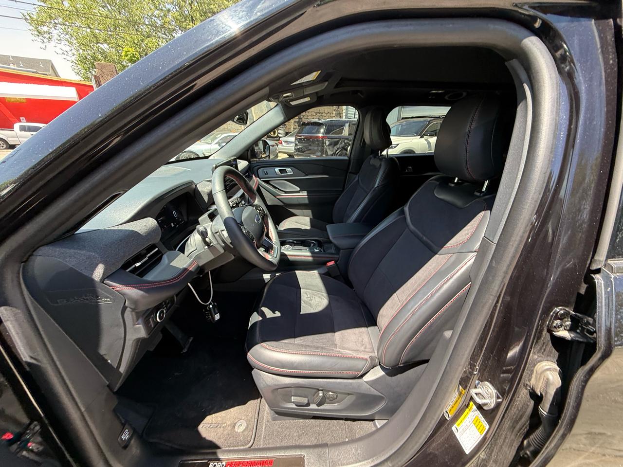 Ford Explorer ST AWD 2025
