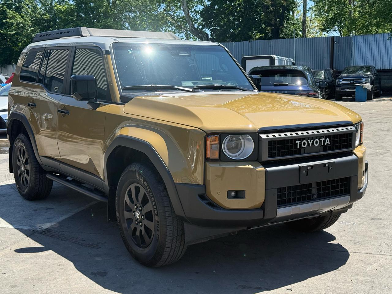 Toyota Land Cruiser Base 2024