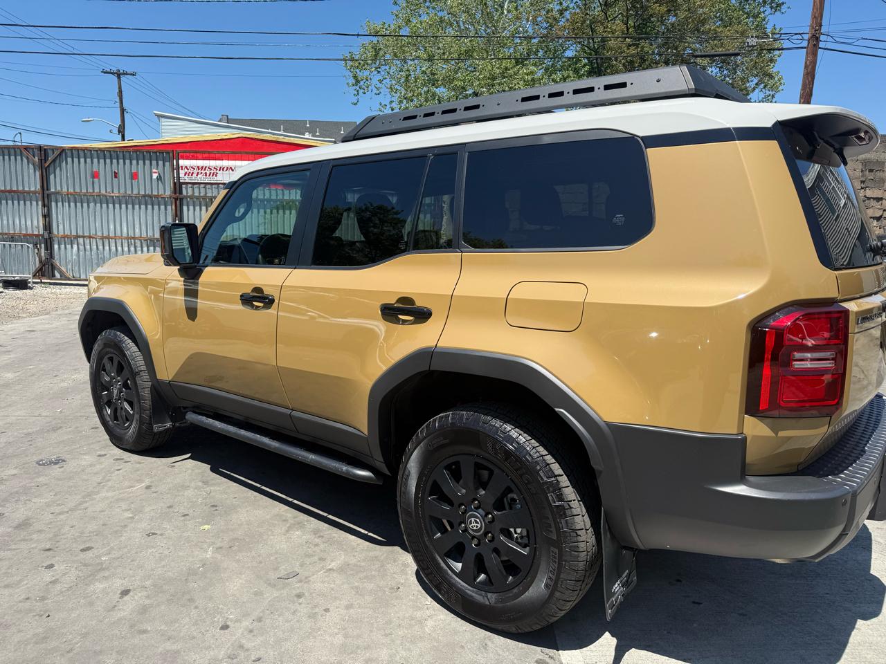 Toyota Land Cruiser Base 2024