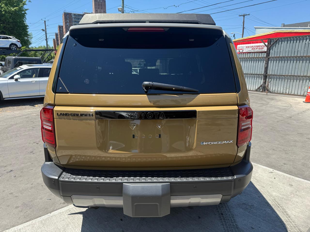Toyota Land Cruiser Base 2024